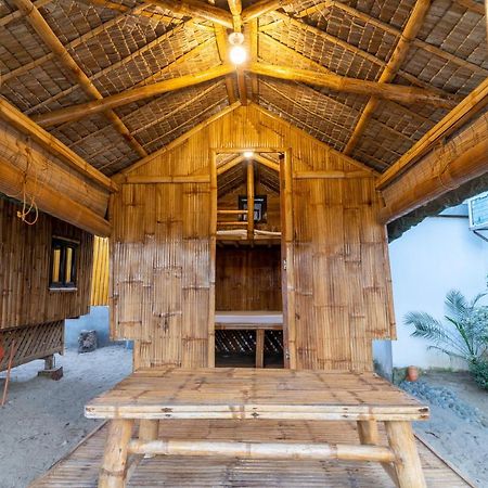 Bamboo Paraiso Resort At Bolo Beach Alaminos Exteriör bild