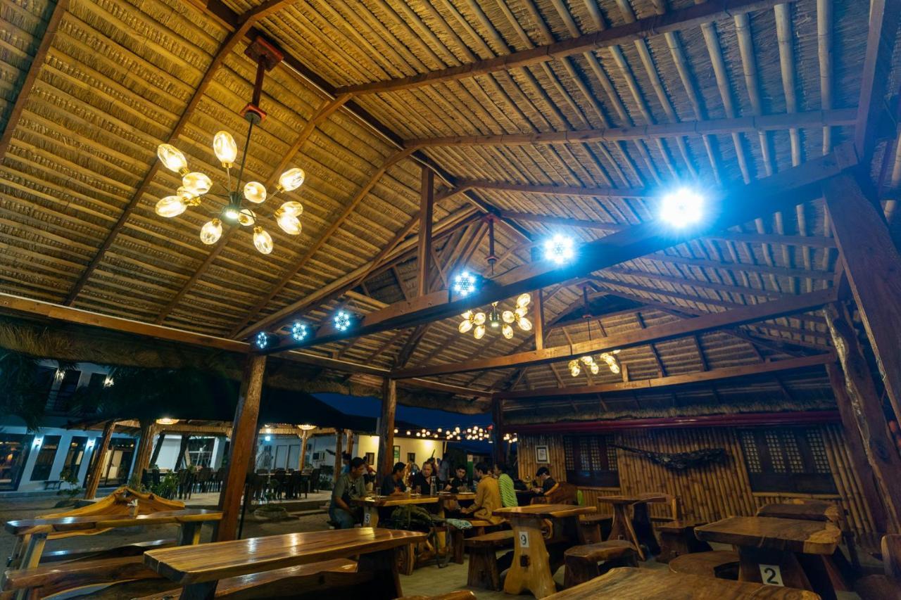 Bamboo Paraiso Resort At Bolo Beach Alaminos Exteriör bild